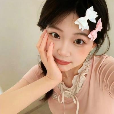 他从火光中走来